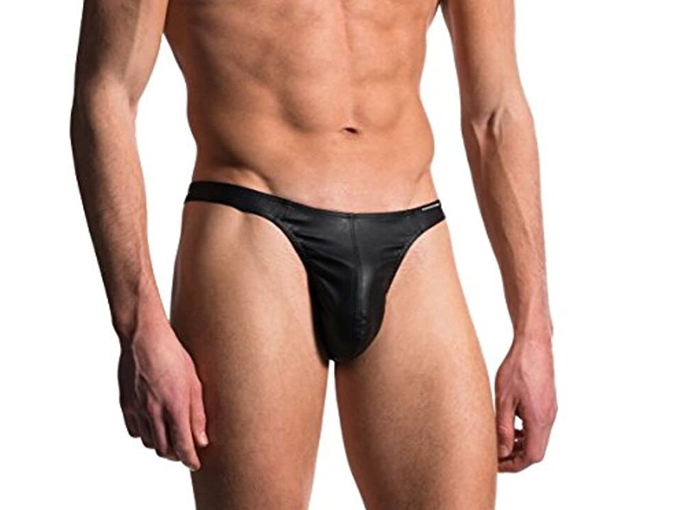 човек са увећаним пенисом